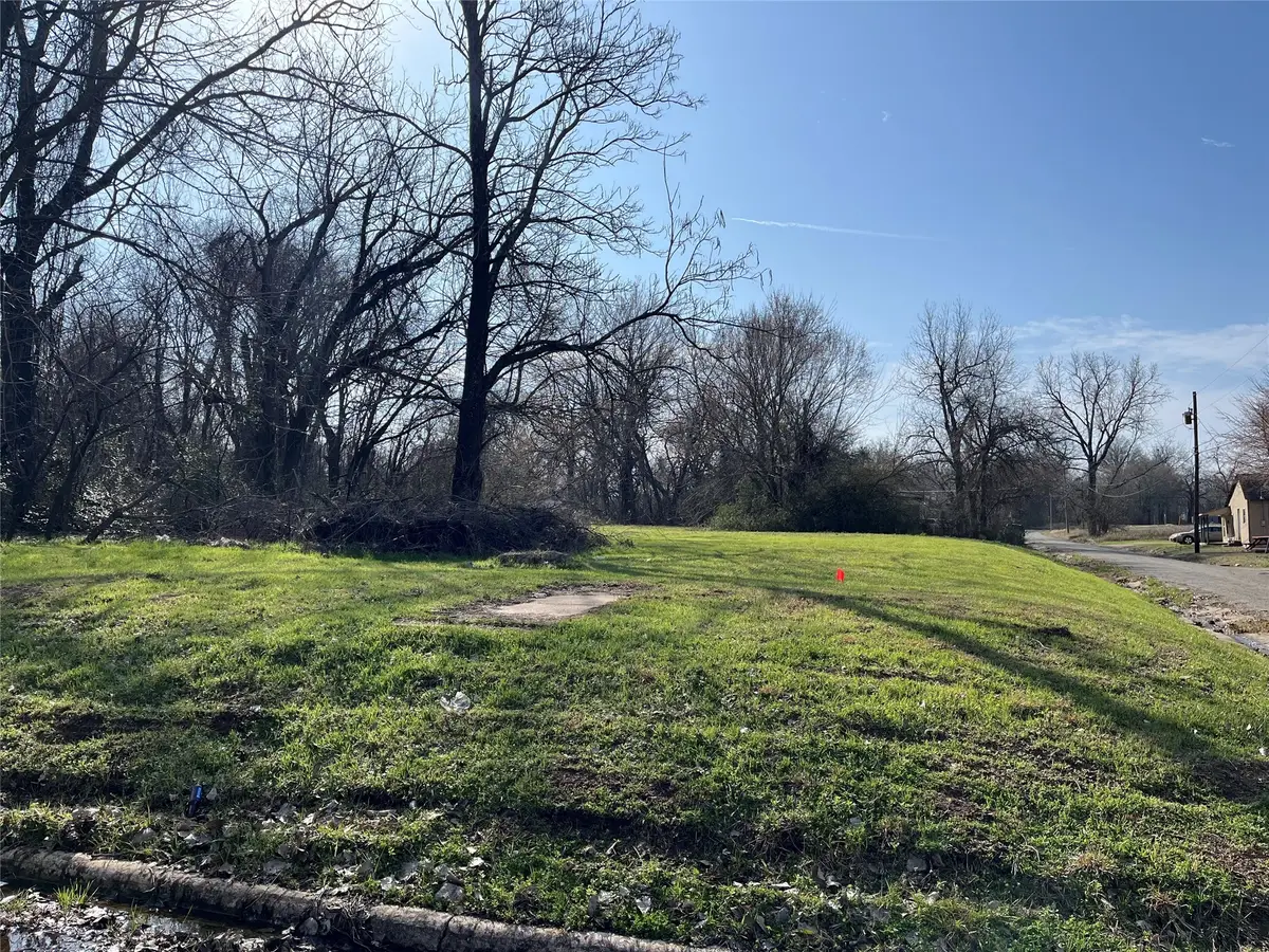 606 Grove Street, Paris, TX 75460 - Image #1