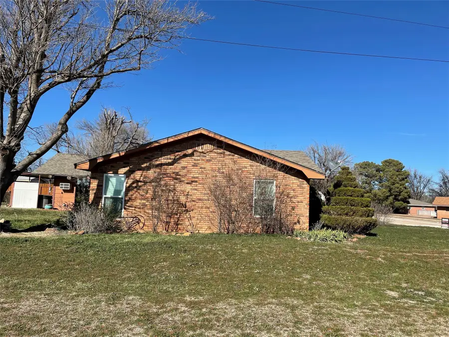 502 S Avenue A Avenue S, Knox City, TX 79529 - Image #2