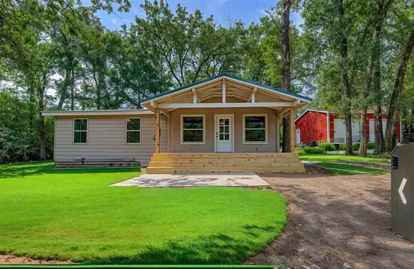 2841 Honey Bee Lane, Quinlan, TX 75474