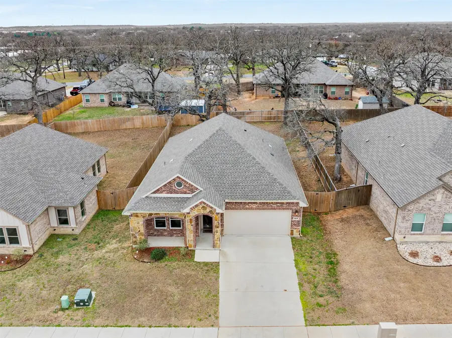 964 Ben Drive, Springtown, TX 76082 - Image #2