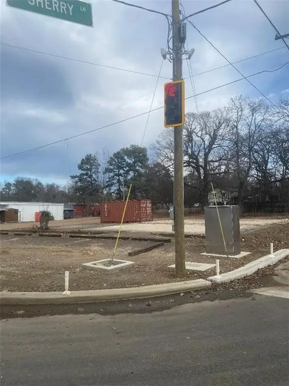 101 E Sherry Lane, Broken Bow, OK 74728 - Image #2