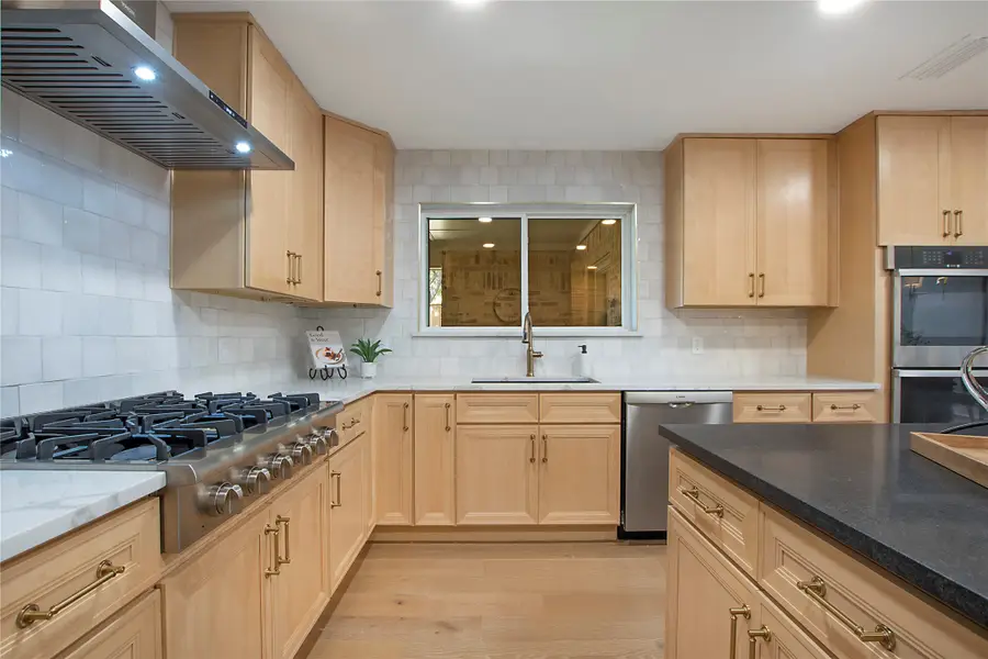 9603 Greensprint Drive, Dallas, TX 75238 - Image #2