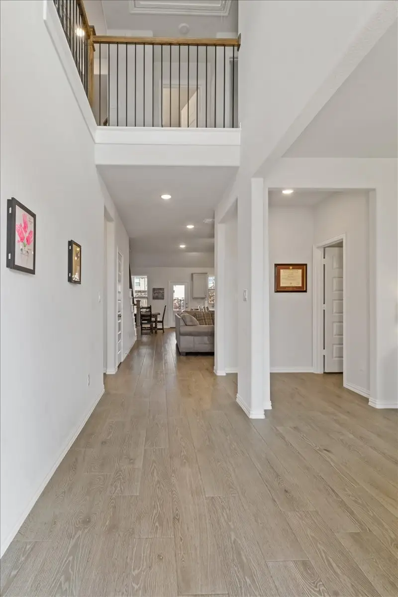 125 Kirwin Drive, Fort Worth, TX 76131 - Image #3