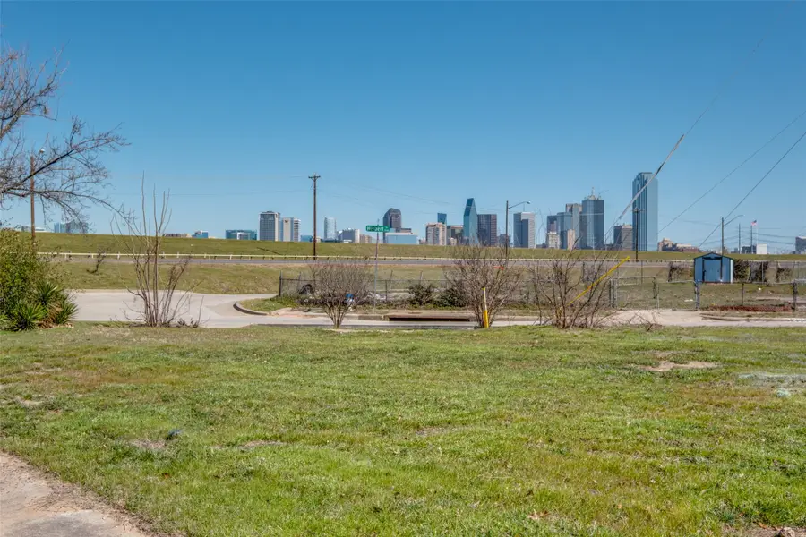 3335 Herbert Street, Dallas, TX 75212 - Image #2