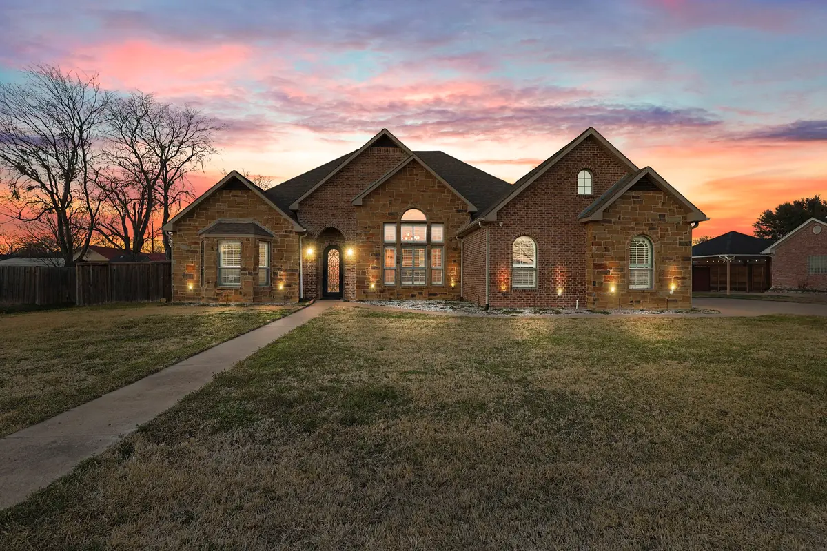525 Autry Way, Mabank, TX 75147 - Image #1