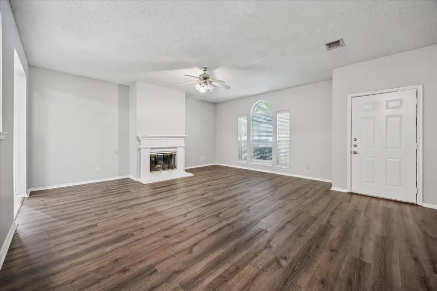 3933 Parkhaven Drive, Denton, TX 76210 - Image #3