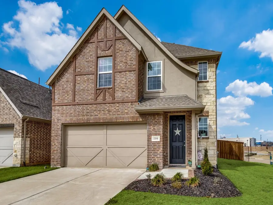 2201 Crooked Bow Drive, Mesquite, TX 75149 - Image #2