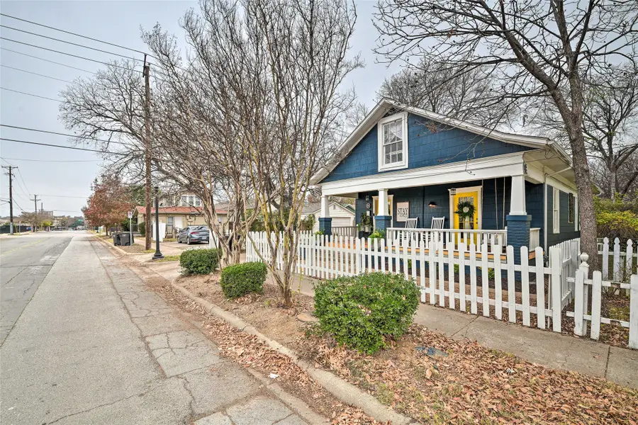 1460 W Allen Avenue, Fort Worth, TX 76110 - Image #3