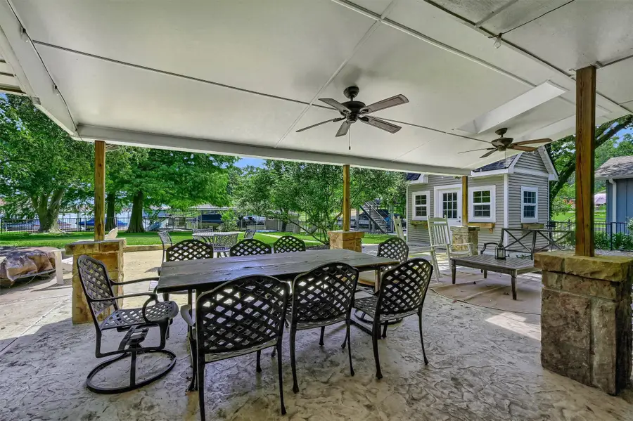 203 Kiowa Drive W, Lake Kiowa, TX 76240 - Image #3