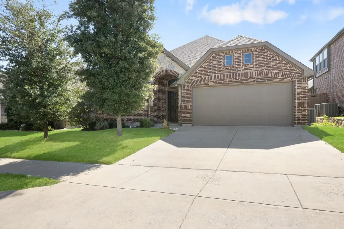 11729 Wax Myrtle Trail, Fort Worth, TX 76108 - Image #1