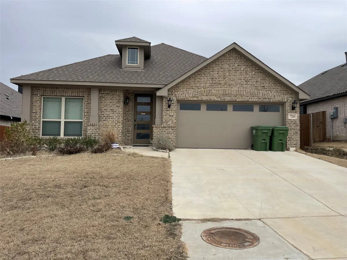 724 Jaguar Ridge, Godley, TX 76044 - Image #1