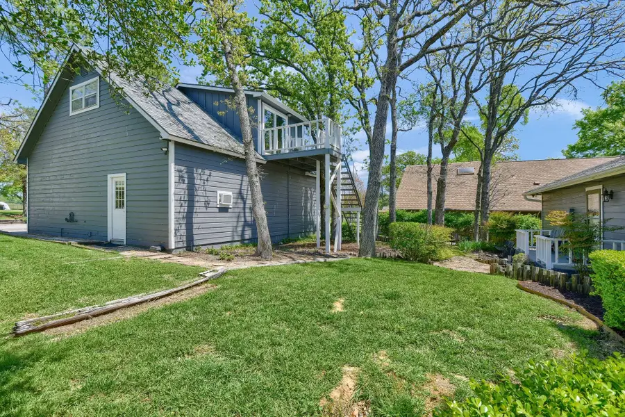 1214 Kiowa Drive E, Lake Kiowa, TX 76240 - Image #2