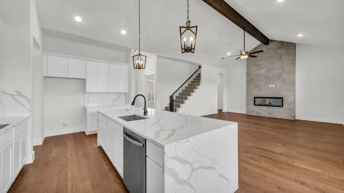 1045 Woodland Road, Weatherford, TX 76088 - Image #1