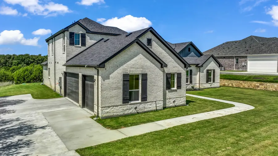 1045 Woodland Road, Weatherford, TX 76088 - Image #3