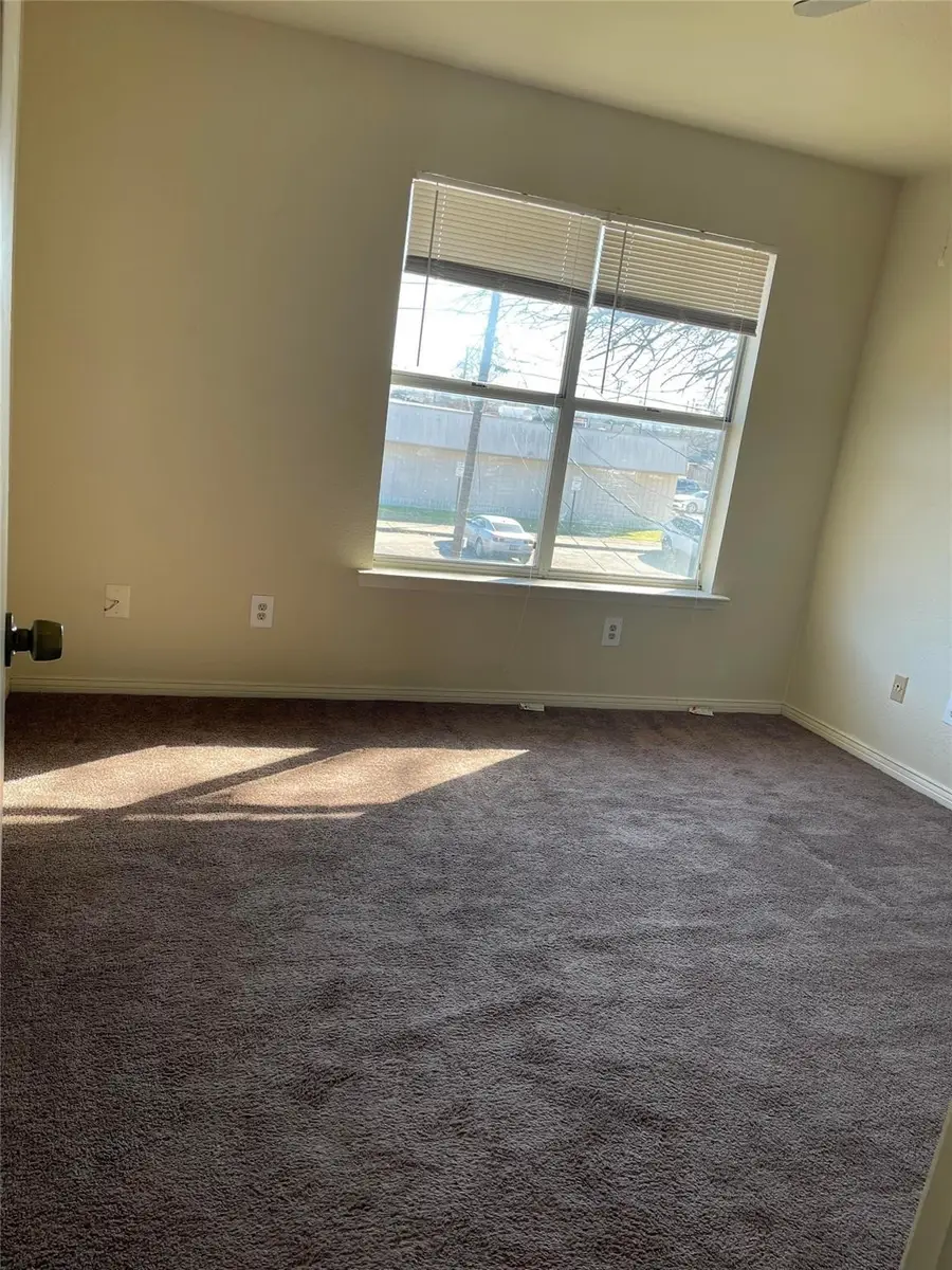 409 E College Street, Terrell, TX 75160 - Image #3