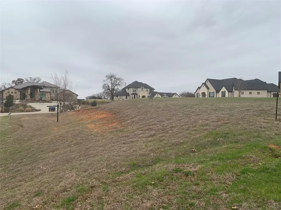 2205 Post Ridge Circle, Corinth, TX 76210 - Image #2