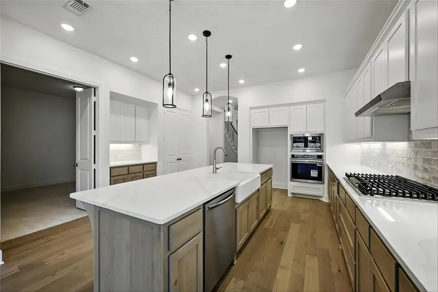 509 Red Barn Drive, Van Alstyne, TX 75495 - Image #3