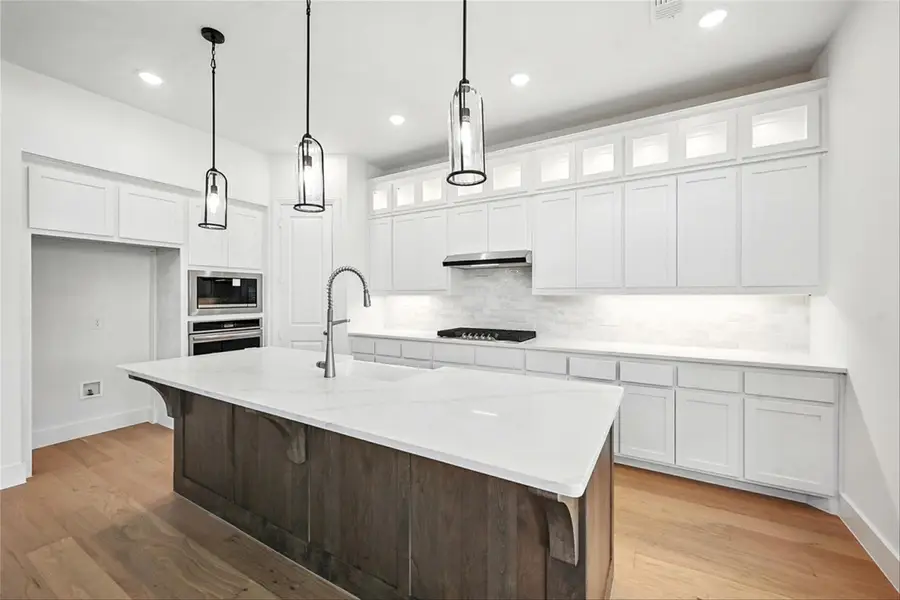 526 Red Barn Drive, Van Alstyne, TX 75495 - Image #2