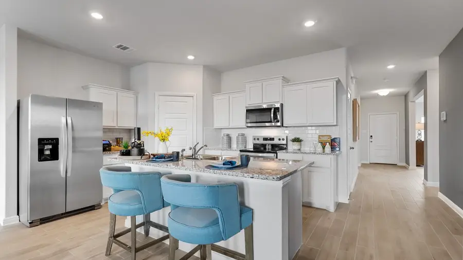 10620 Zircon Lane, Fort Worth, TX 76036 - Image #2