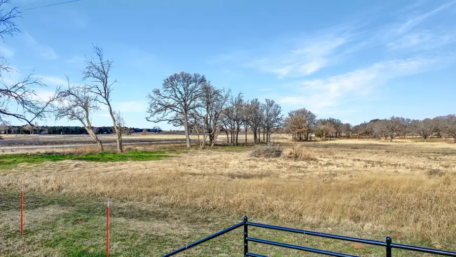 2026 Sundance Road, Whitesboro, TX 76273 - Image #2