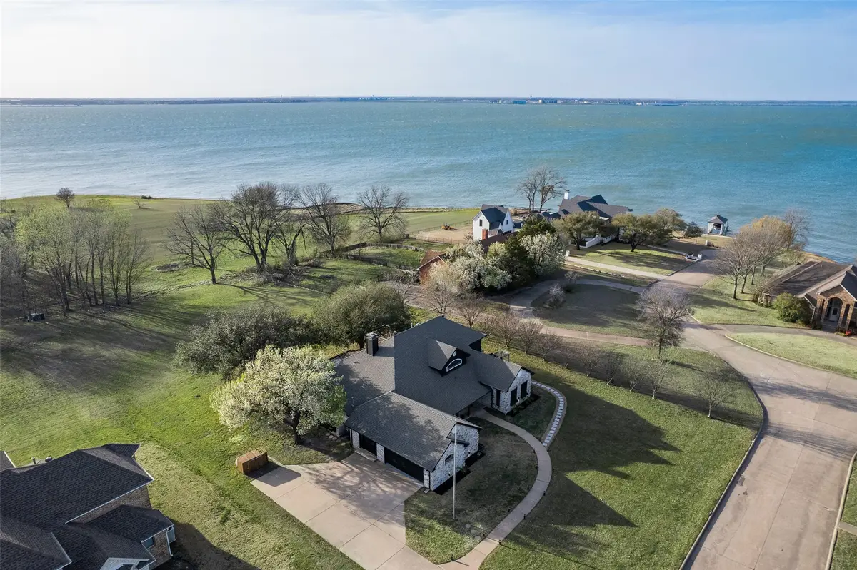 111 Luther Lane, Heath, TX 75032 - Image #1