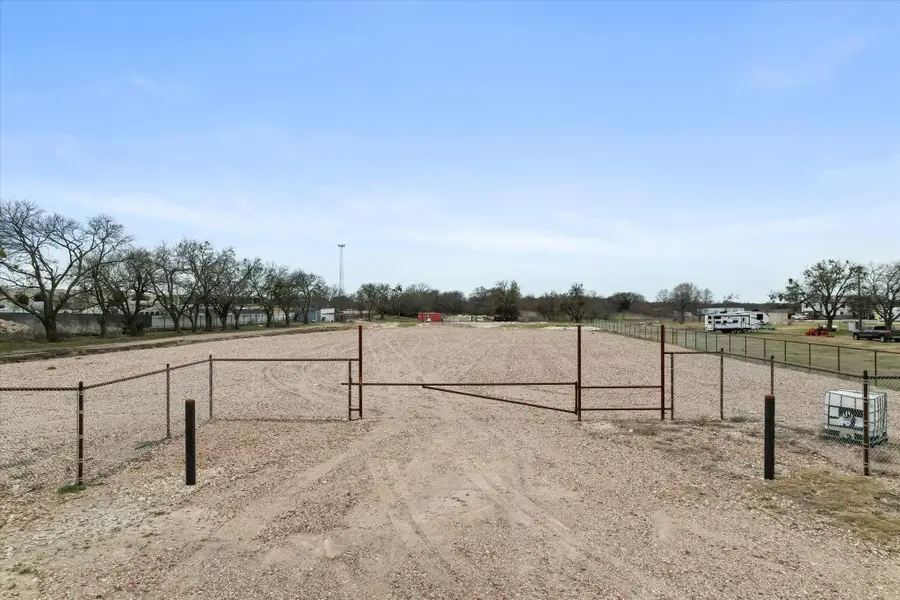 2111 Marshall Road, Waxahachie, TX 75167 - Image #3