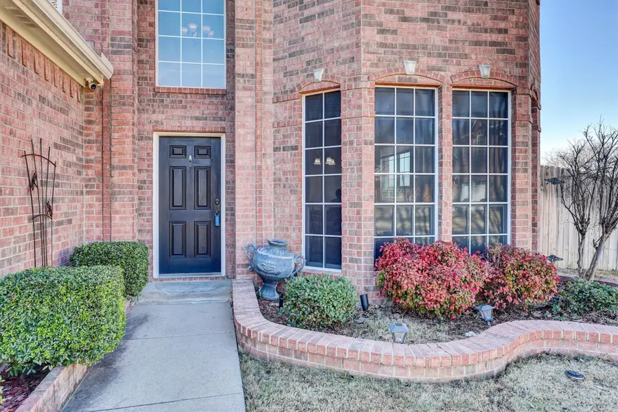 7925 Park Ridge Drive, Fort Worth, TX 76137 - Image #2
