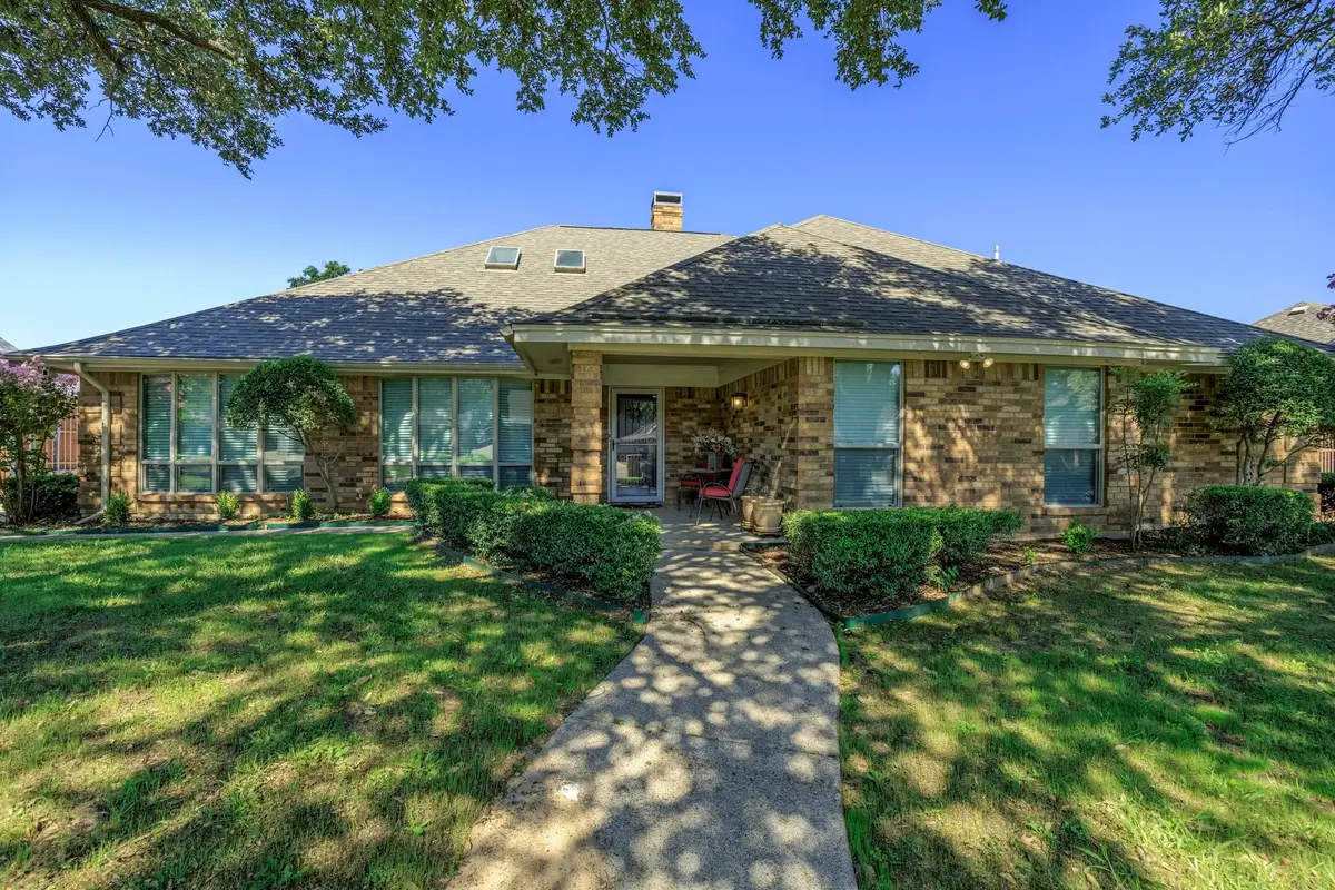 7324 Bramblewood Road, Fort Worth, TX 76133 - Image #1