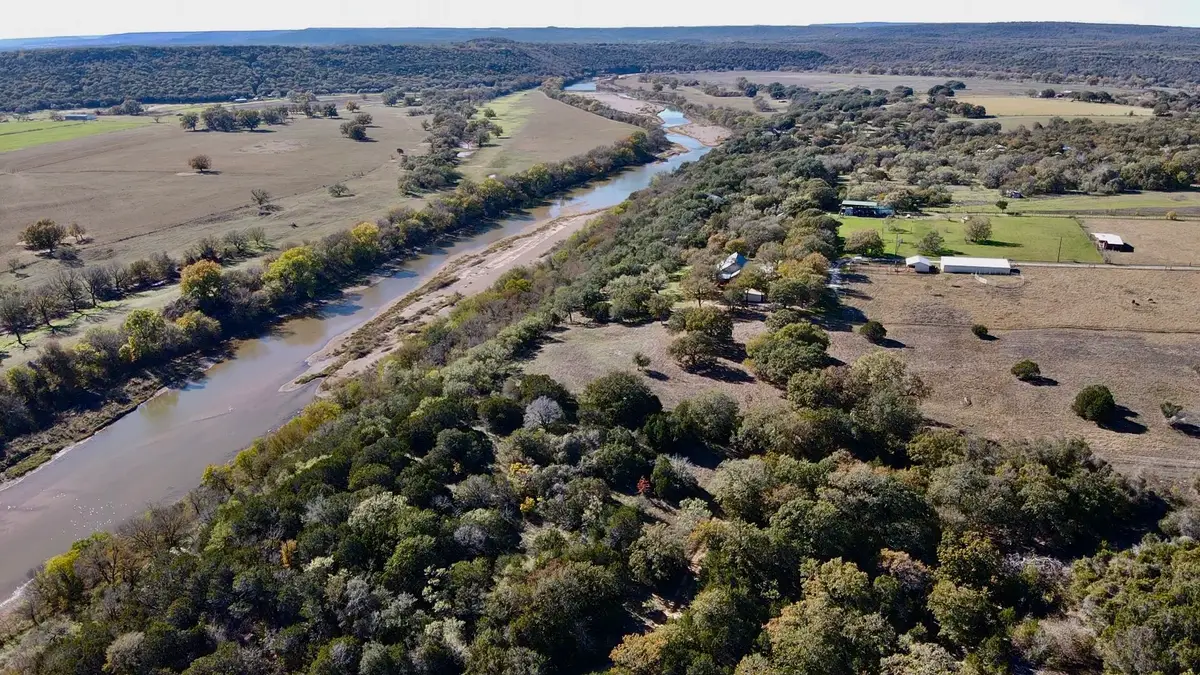 1905 Glidewell Road, Mineral Wells, TX 76067 - Image #1