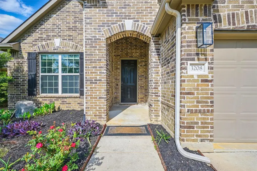 3208 Knoll Pines Road, Denton, TX 76208 - Image #2