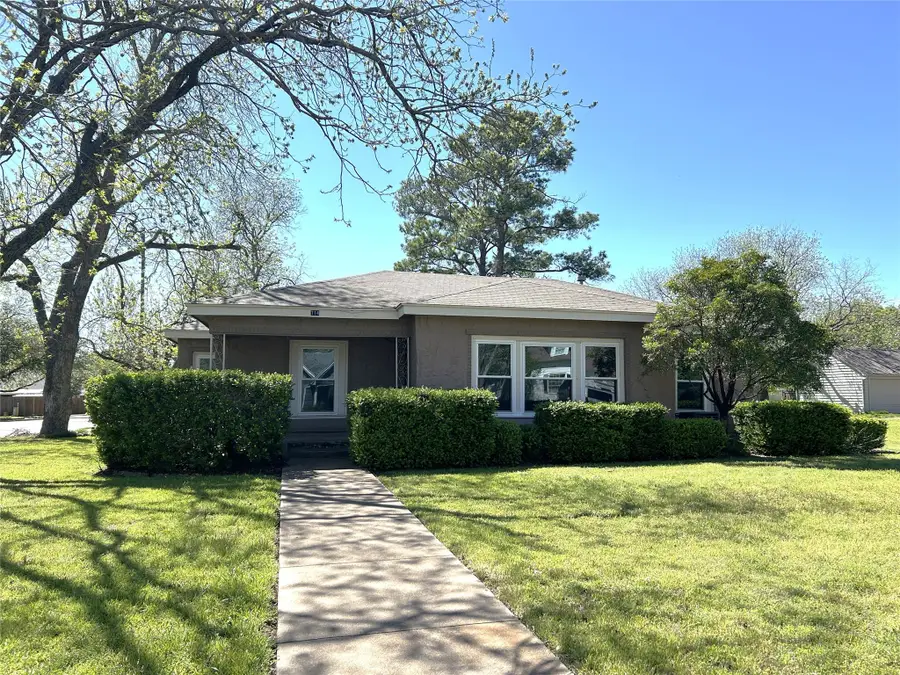 714 Forrest Avenue, Cleburne, TX 76033 - #2