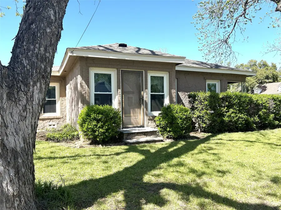 714 Forrest Avenue, Cleburne, TX 76033 - #3