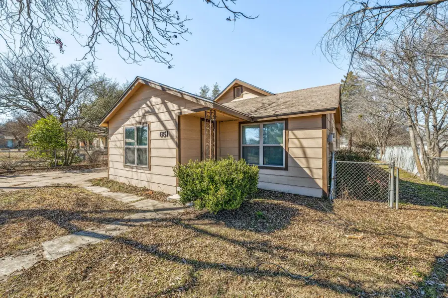 651 W Park Street, Stephenville, TX 76401 - Image #2