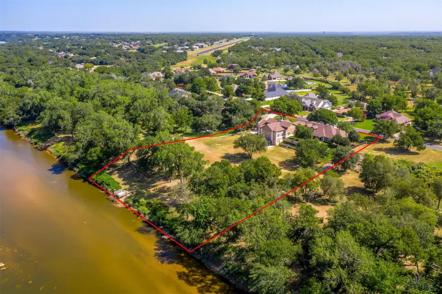 9310 Bellechase Road, Granbury, TX 76049 - Image #2