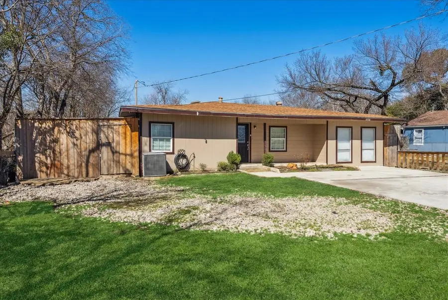 1801 Rayburn Avenue, Mesquite, TX 75149 - Image #2