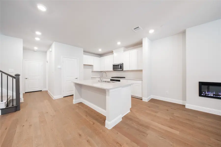 2108 Naples Drive, Rowlett, TX 75088 - Image #2