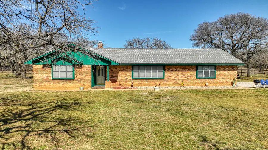 3752 Lamkin Road, Mineral Wells, TX 76067 - Image #3