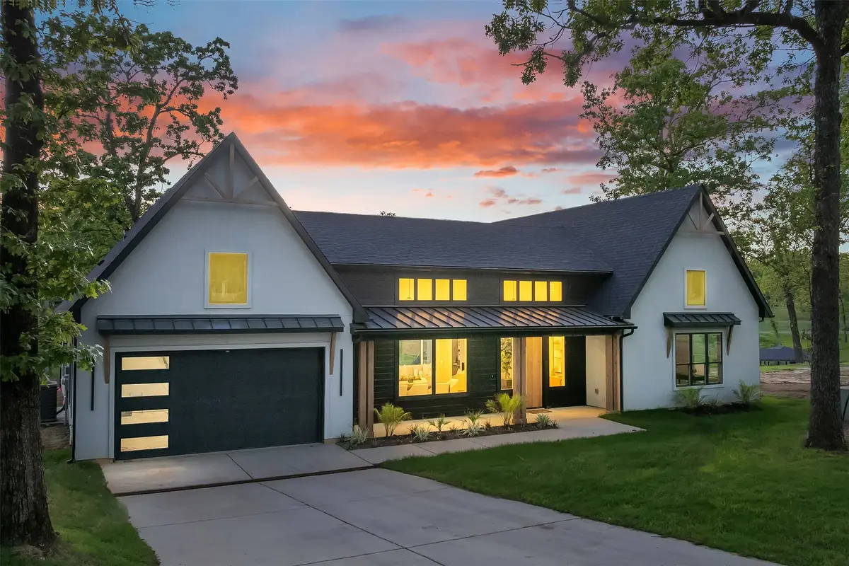 108 Deerhurst Lane, Mabank, TX 75156 - Image #1