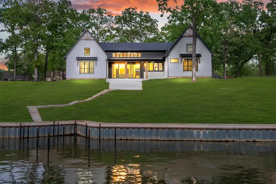 108 Deerhurst Lane, Mabank, TX 75156 - Image #2