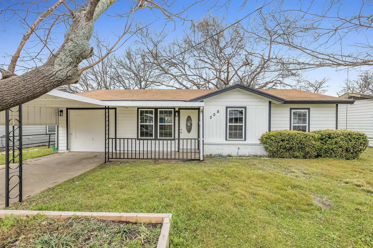 208 Kay Lane, Saginaw, TX 76179 - #1