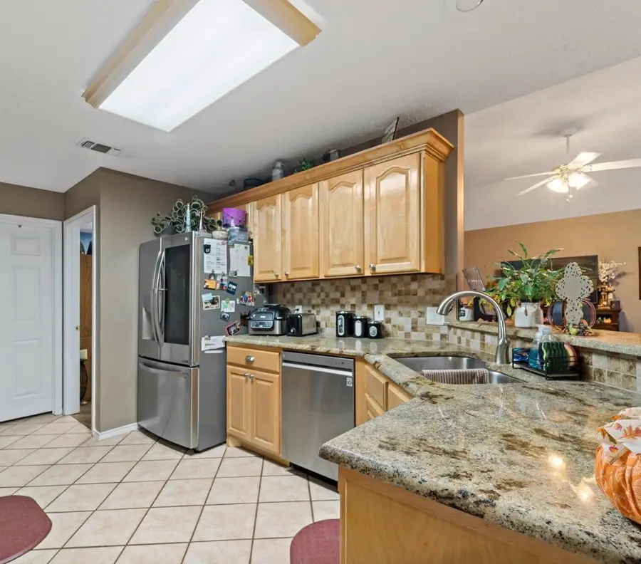 3356 Farm Road 1502, Blossom, TX 75416 - Image #3