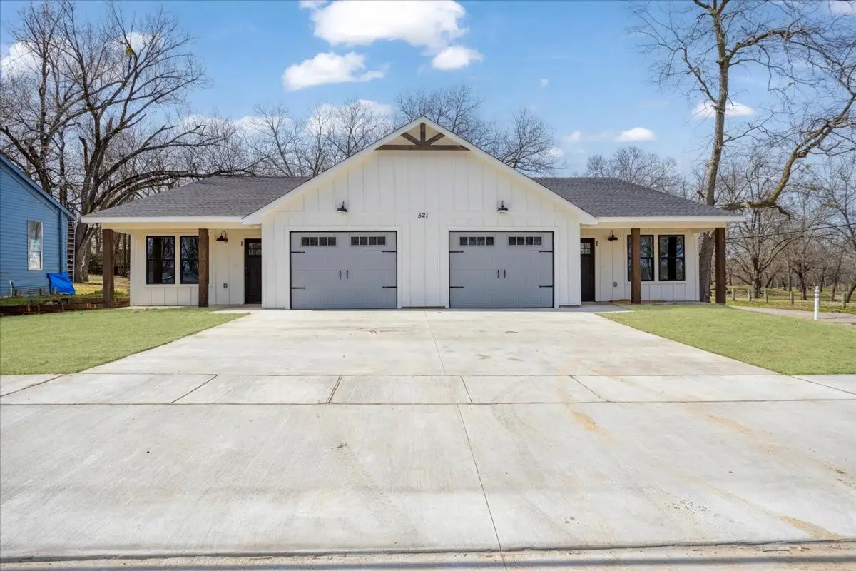 521 Gates Street #A&B, Bonham, TX 75418 - #1