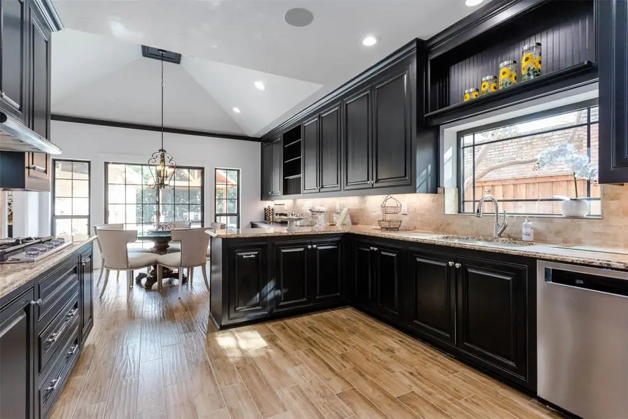 11712 Forest Court, Dallas, TX 75230 - Image #3