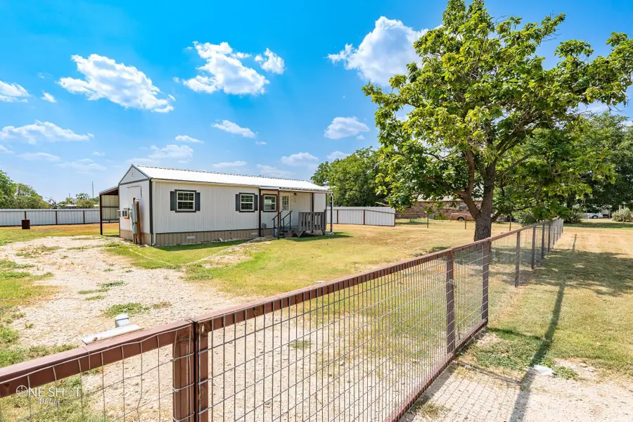 310 10th Street, Hawley, TX 79525 - Image #2
