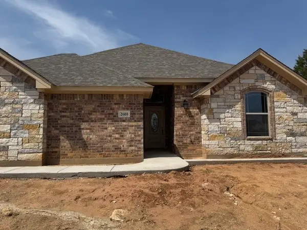 2600 Creek Drive, Granbury, TX 76048