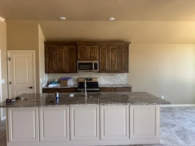 2600 Creek Drive, Granbury, TX 76048 - Image #3