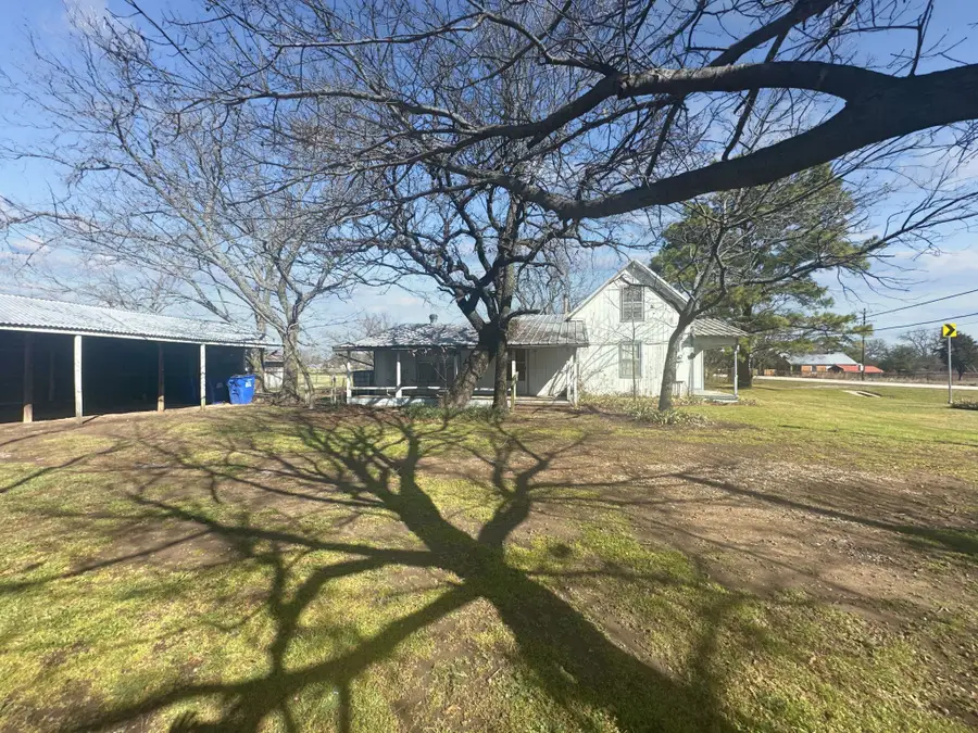 13023 Big Indian Road, Callisburg, TX 76240 - Image #2