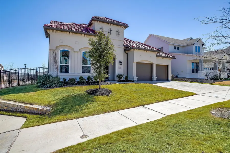 2201 Domingo Drive, Fort Worth, TX 76008 - Image #3