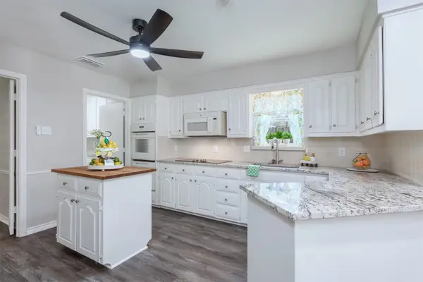 7 Harolds Circle, Richardson, TX 75081