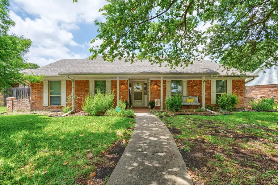 7 Harolds Circle, Richardson, TX 75081 - Image #2
